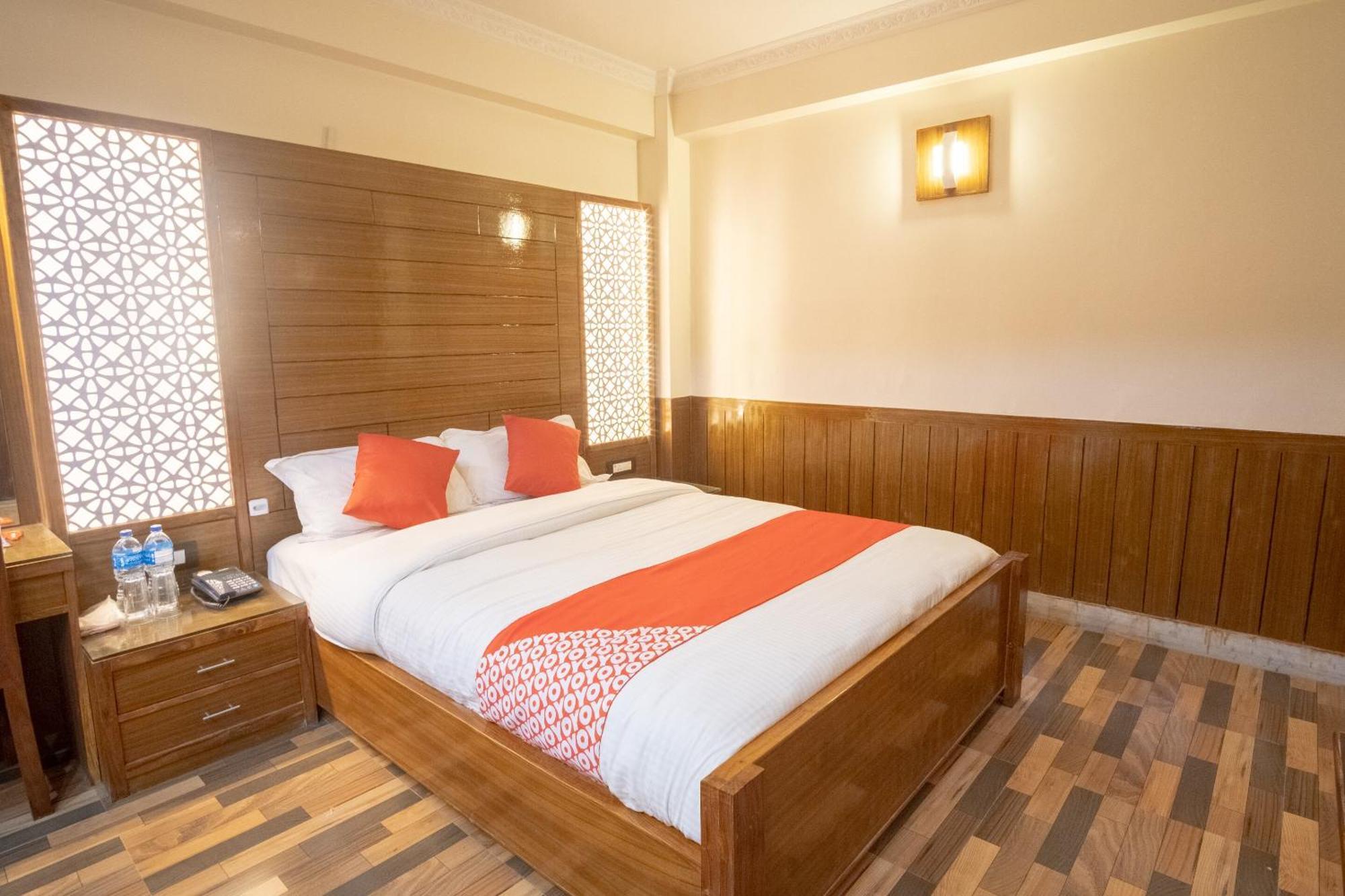 OYO 304 Hotel Manama Balaju Bagian luar foto