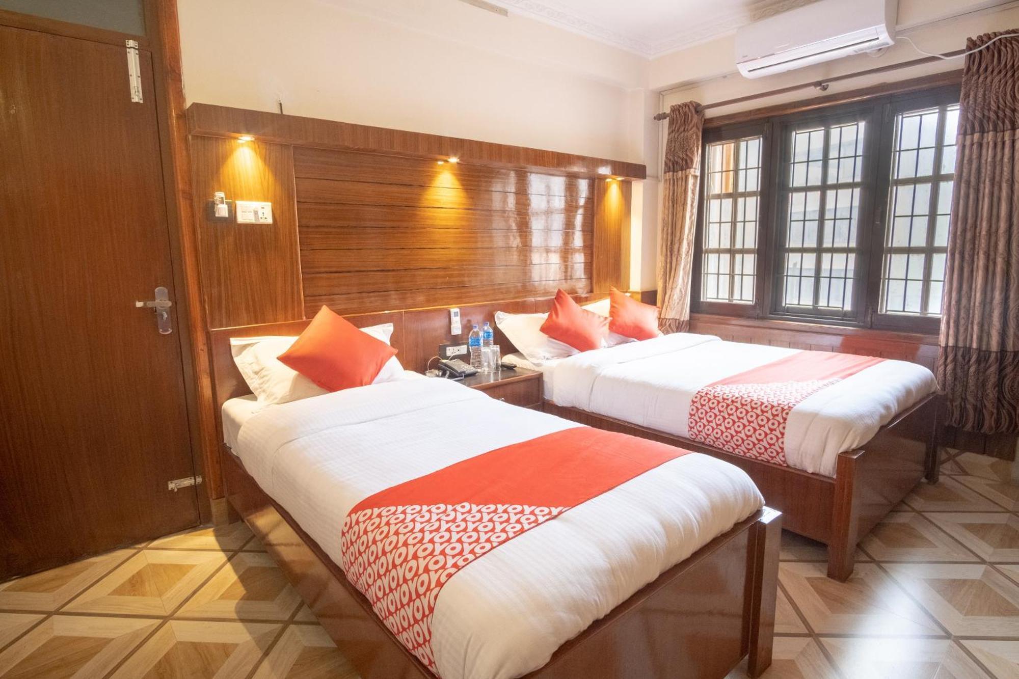 OYO 304 Hotel Manama Balaju Bagian luar foto