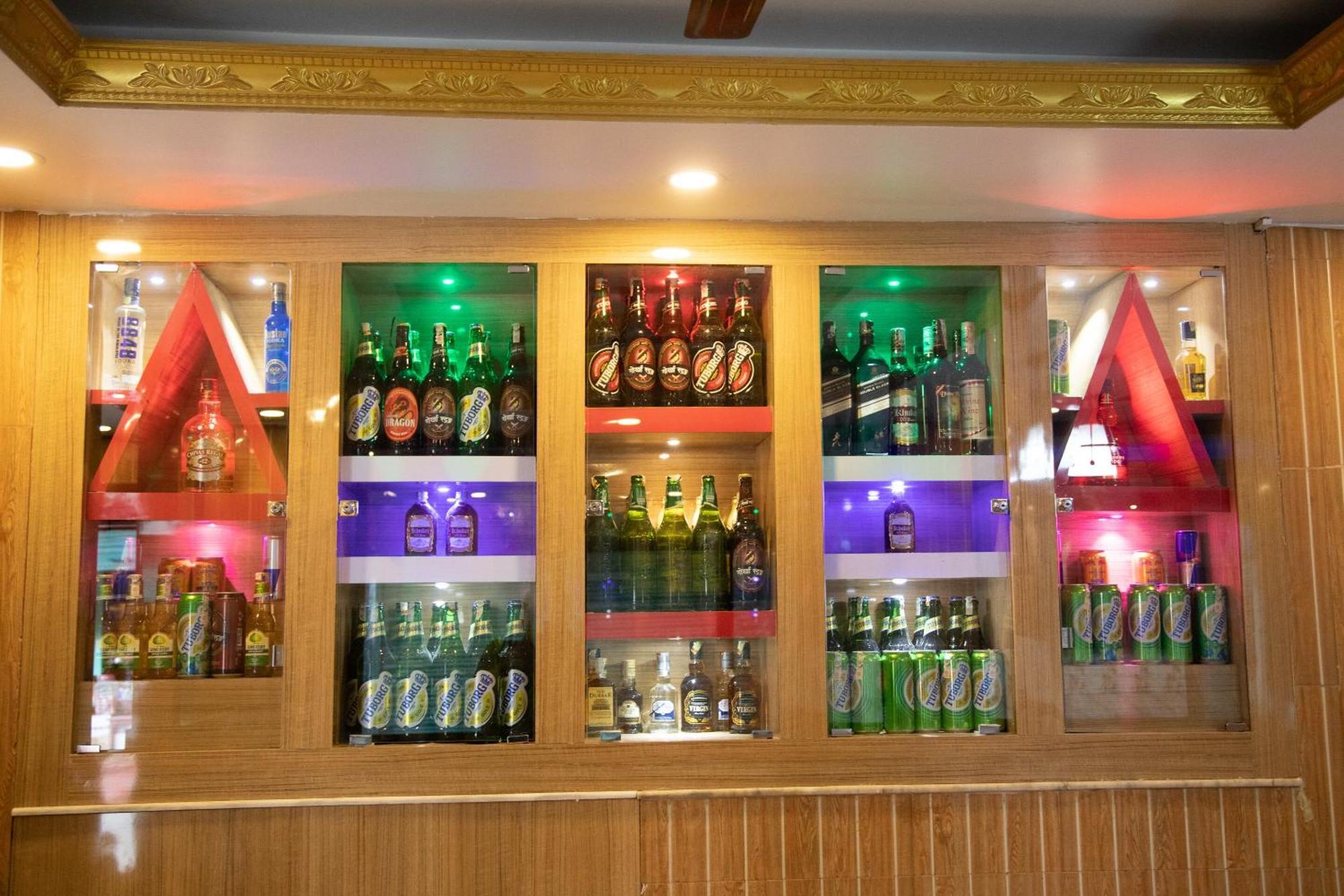 OYO 304 Hotel Manama Balaju Bagian luar foto