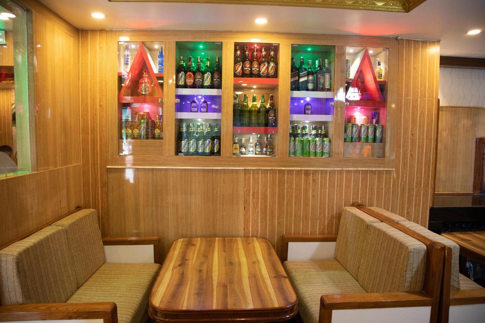 OYO 304 Hotel Manama Balaju Bagian luar foto