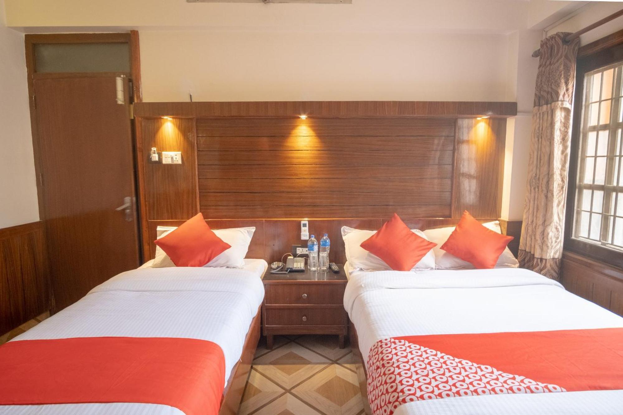 OYO 304 Hotel Manama Balaju Bagian luar foto